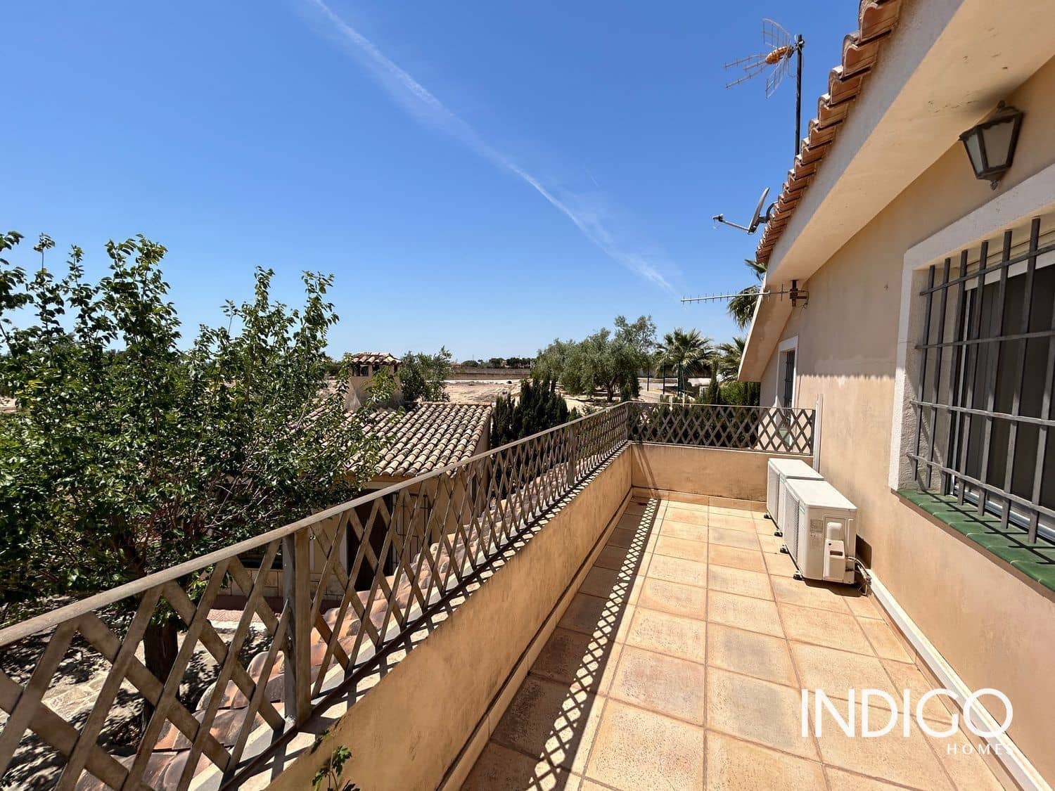 5 quarto Moradia para venda em San Vicente / Sant Vicent del Raspeig com piscina garagem - 590 000 € (Ref: 9181670)