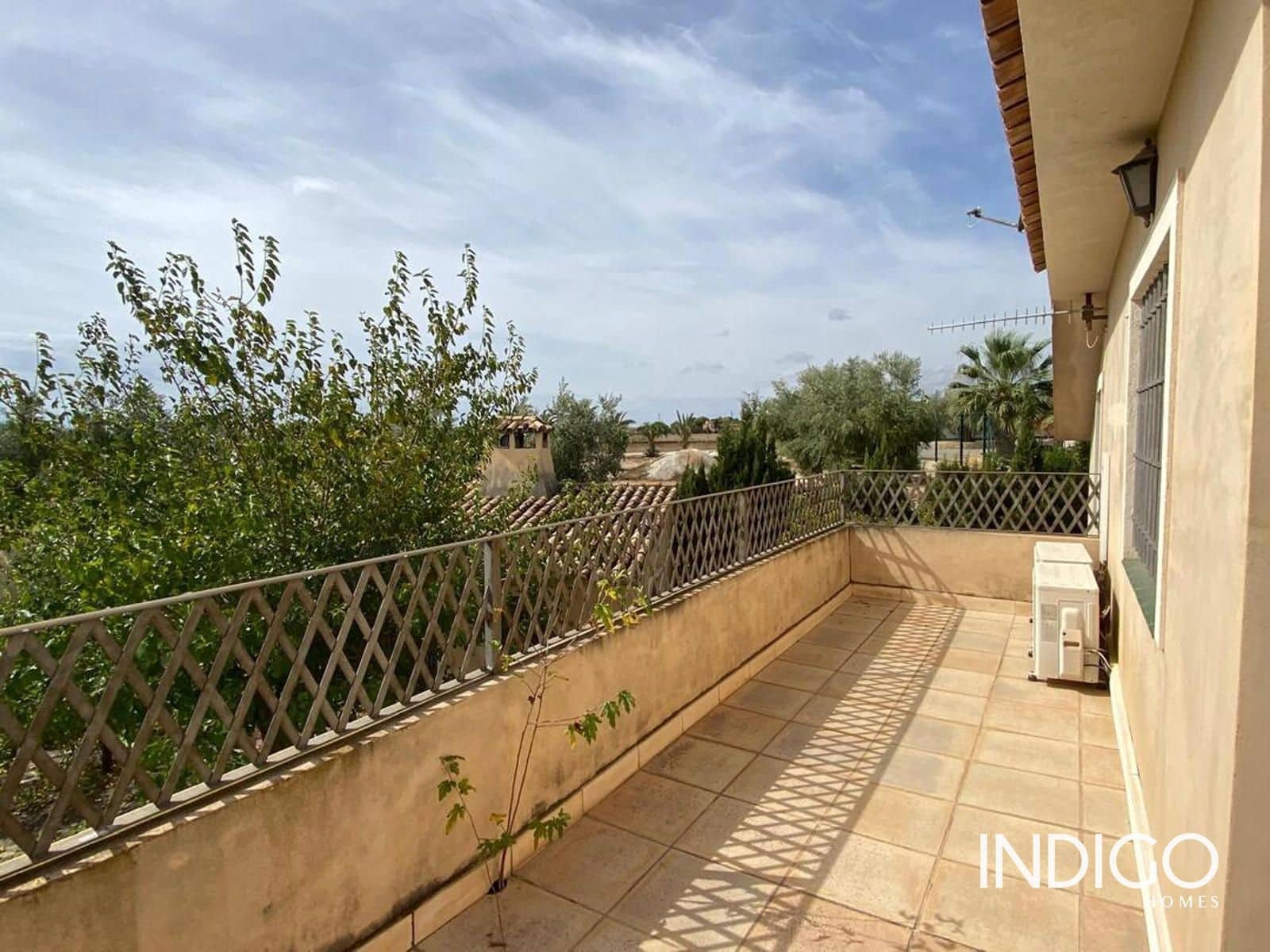 5 quarto Moradia para venda em San Vicente / Sant Vicent del Raspeig com piscina garagem - 590 000 € (Ref: 9181670)