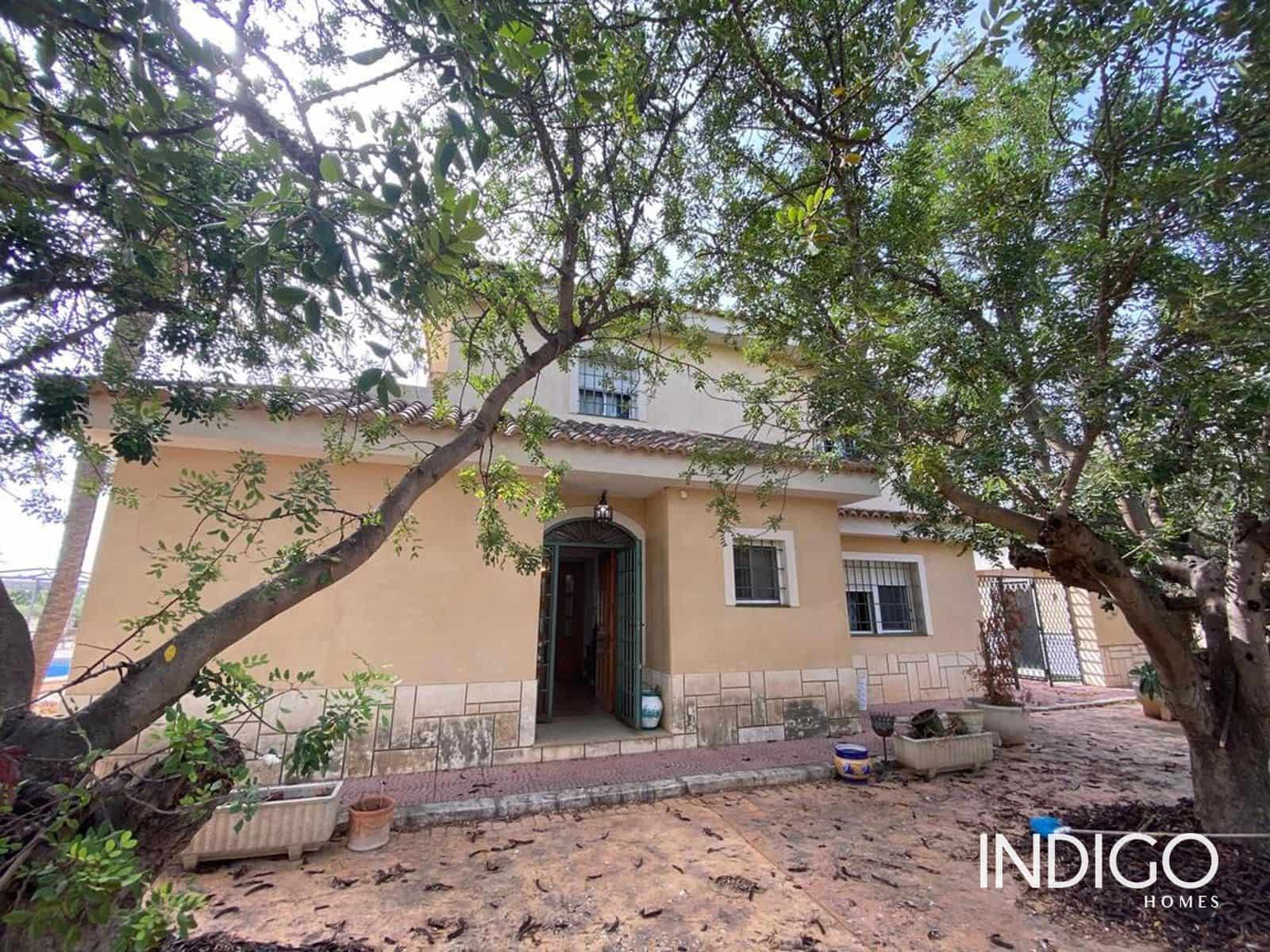 5 quarto Moradia para venda em San Vicente / Sant Vicent del Raspeig com piscina garagem - 590 000 € (Ref: 9181670)