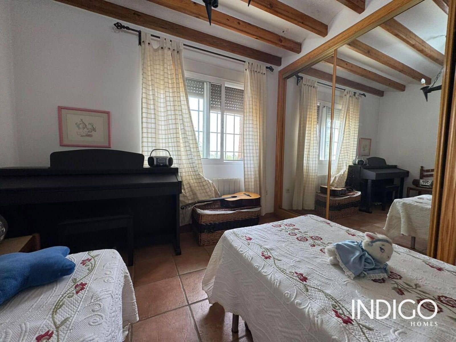 5 quarto Moradia para venda em San Vicente / Sant Vicent del Raspeig com piscina garagem - 590 000 € (Ref: 9181670)