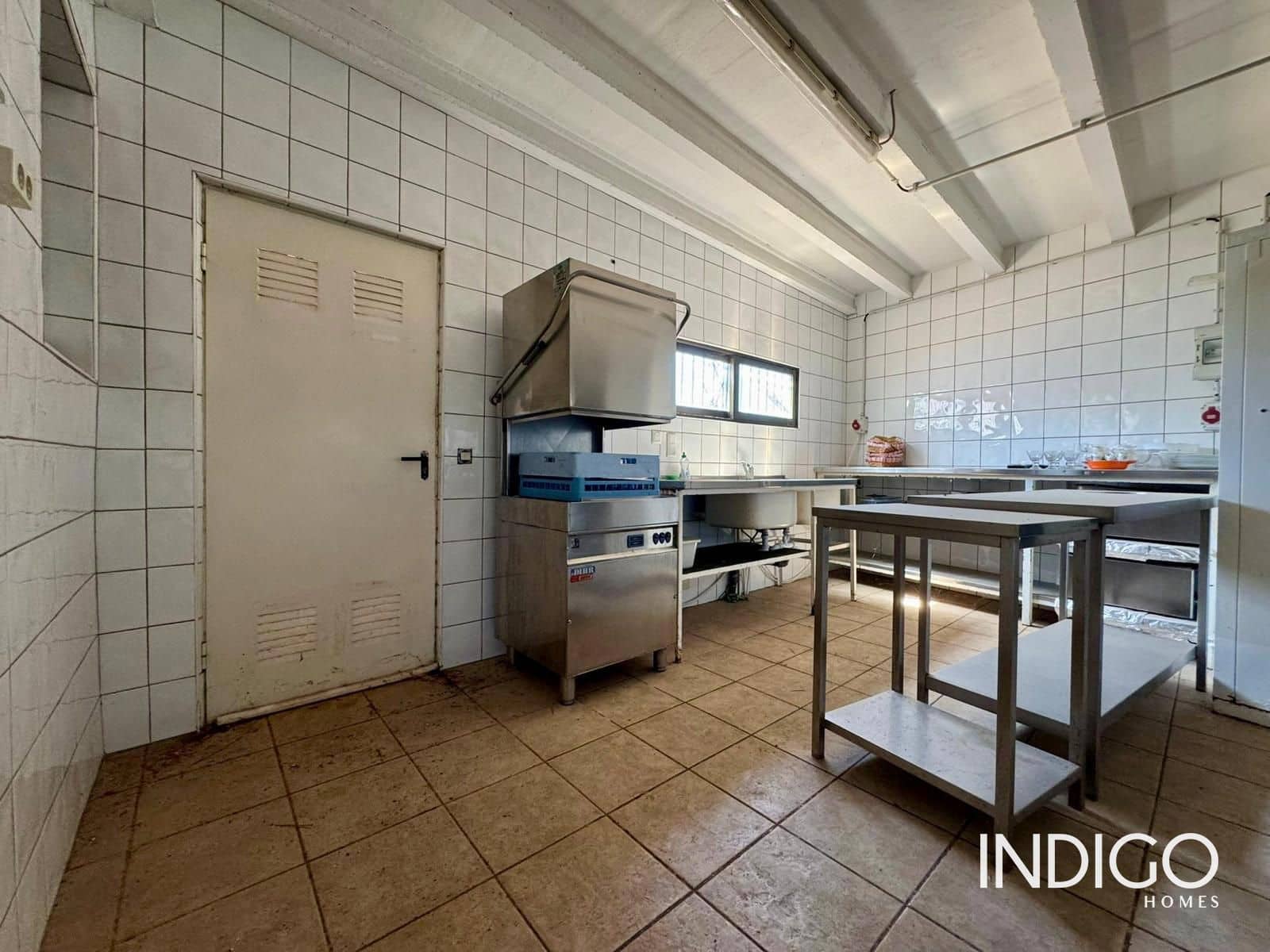 4 bedroom Villa for sale in Benissa with garage - € 625,000 (Ref: 9207813)