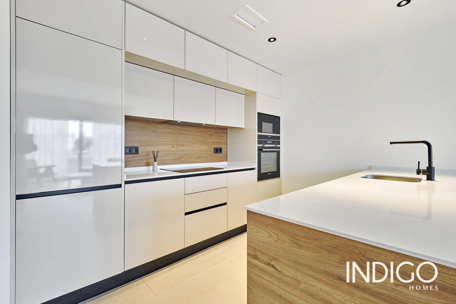 2 slaapkamer Flat te koop in Torrevieja met zwembad garage - € 360.000 (Ref: 9244452)