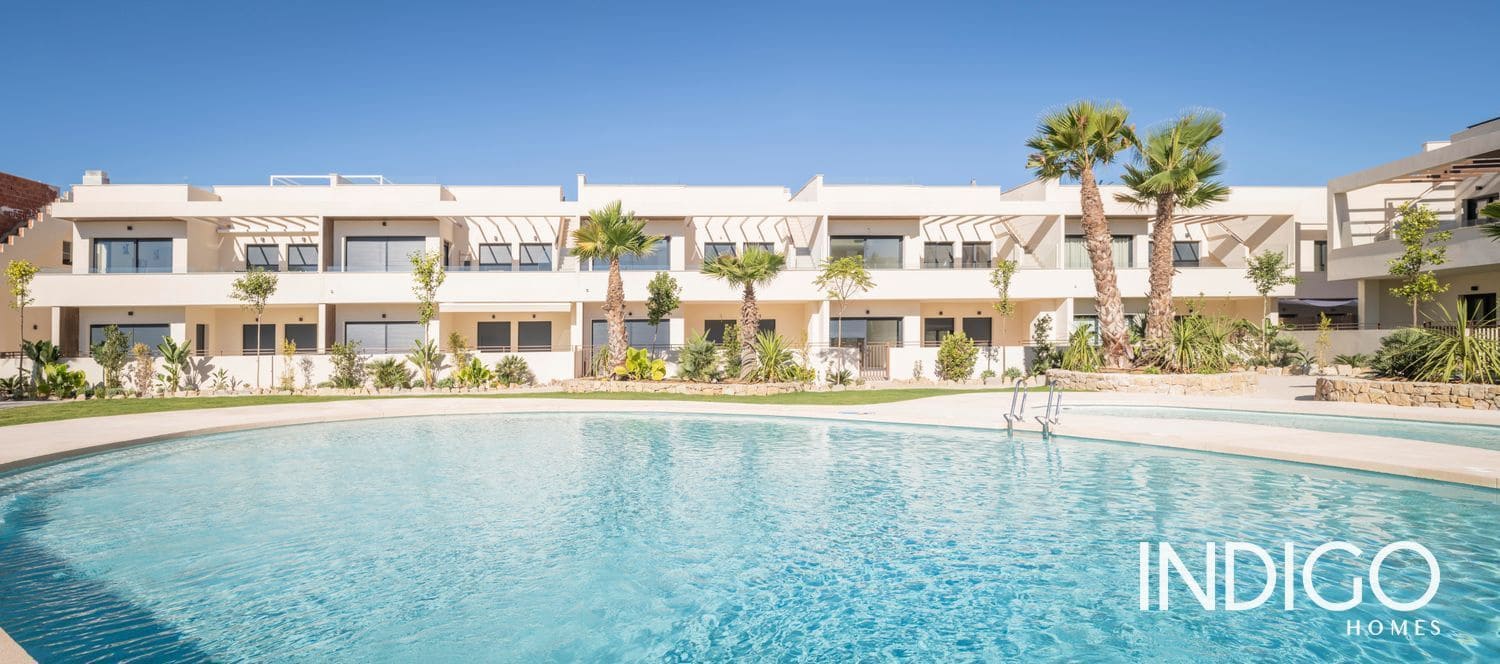 2 slaapkamer Flat te koop in Torrevieja met zwembad garage - € 360.000 (Ref: 9244452)