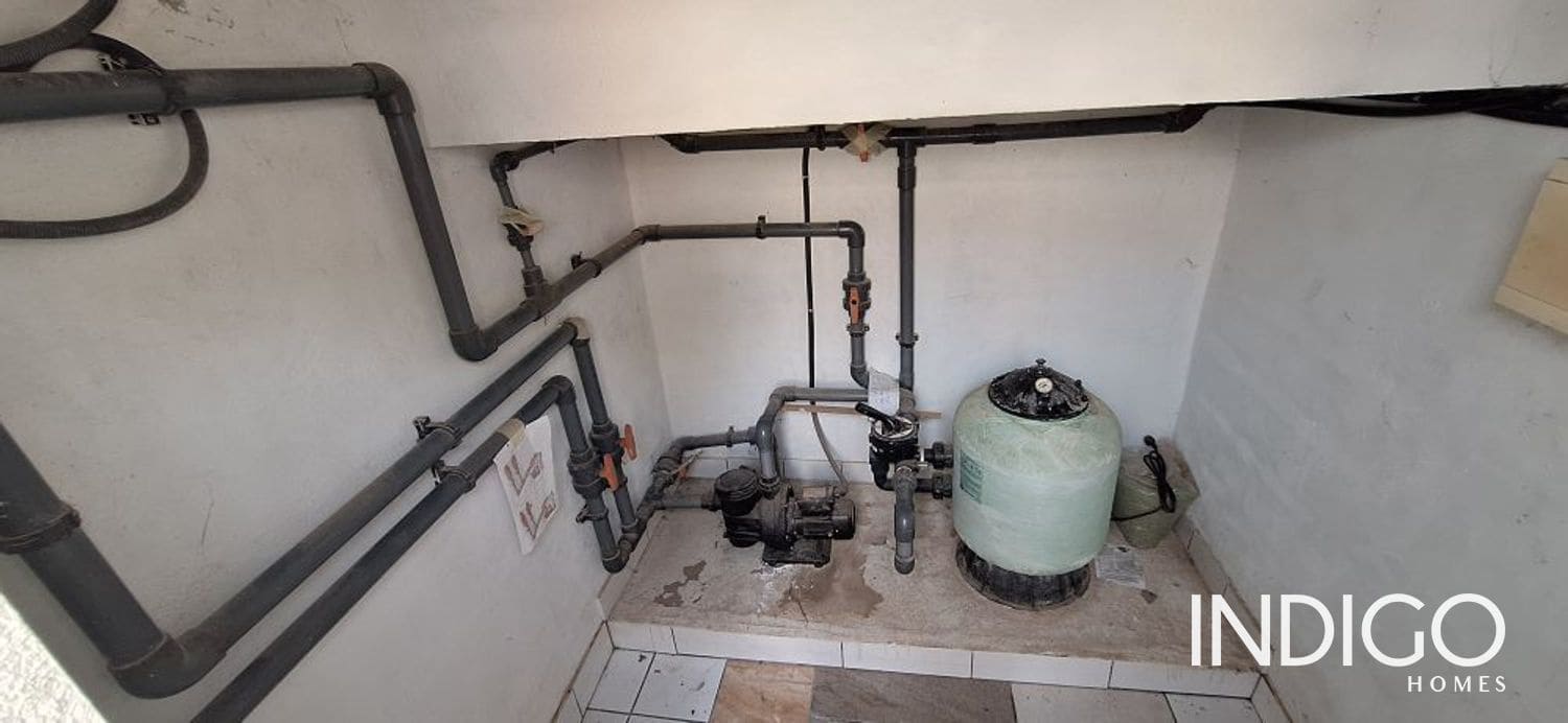 7 slaapkamer Villa te koop in Alicante stad met zwembad garage - € 630.000 (Ref: 9273147)