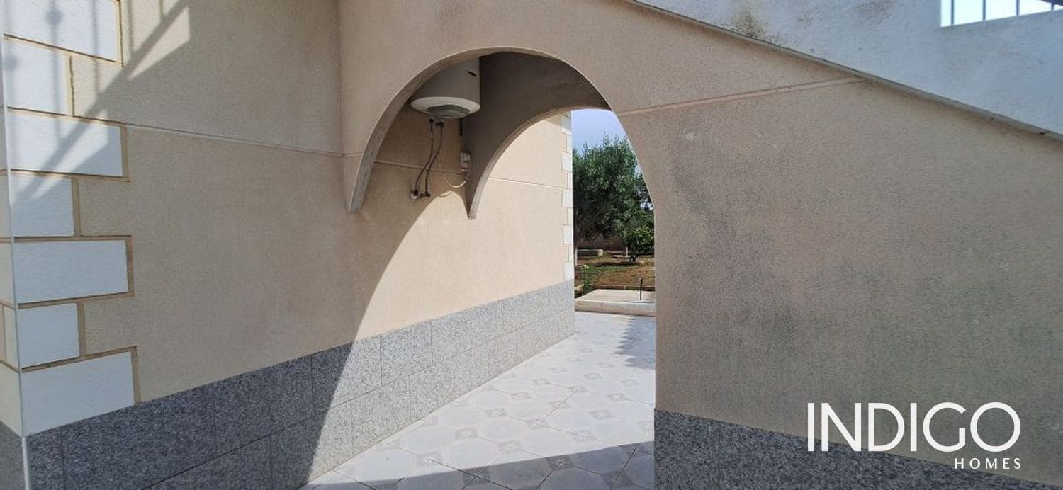 7 slaapkamer Villa te koop in Alicante stad met zwembad garage - € 630.000 (Ref: 9273147)