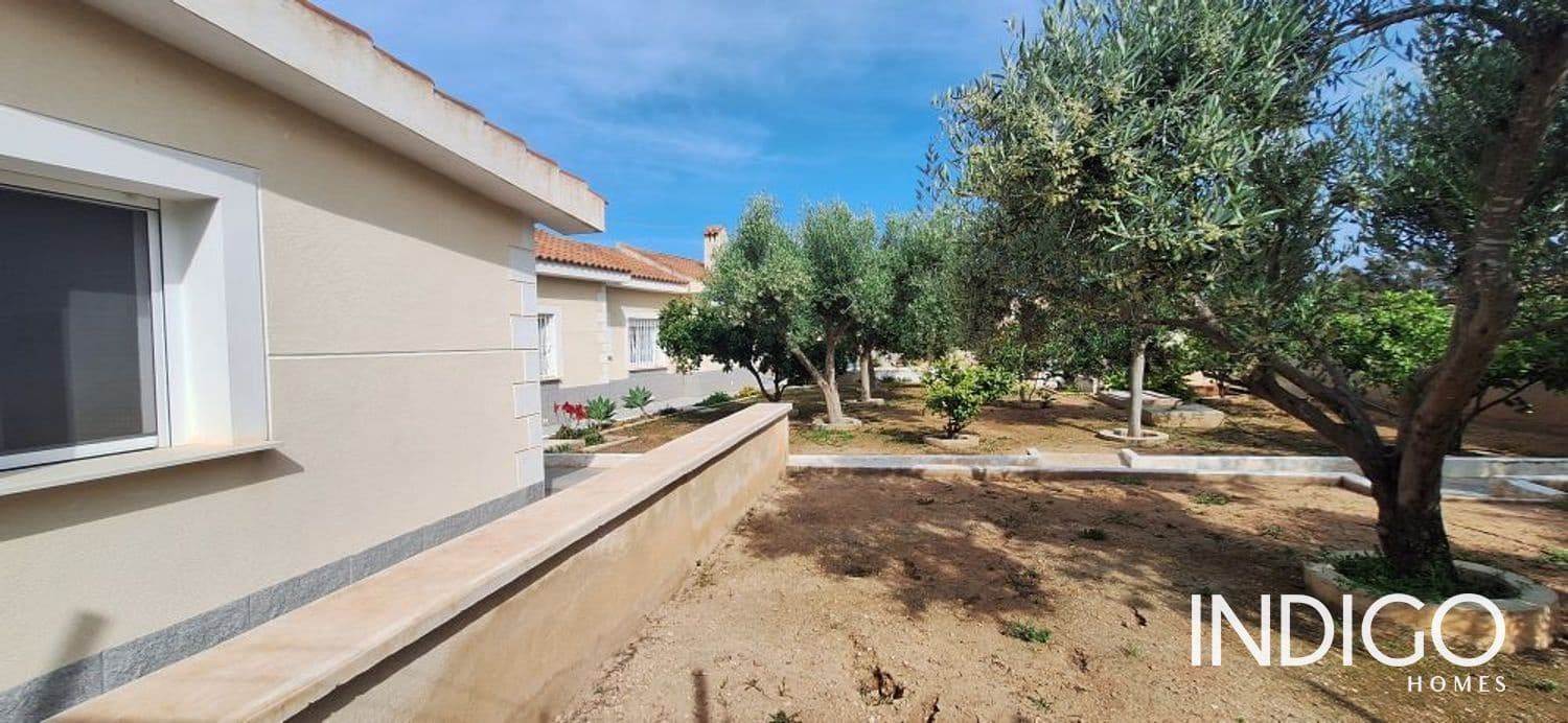 7 slaapkamer Villa te koop in Alicante stad met zwembad garage - € 630.000 (Ref: 9273147)