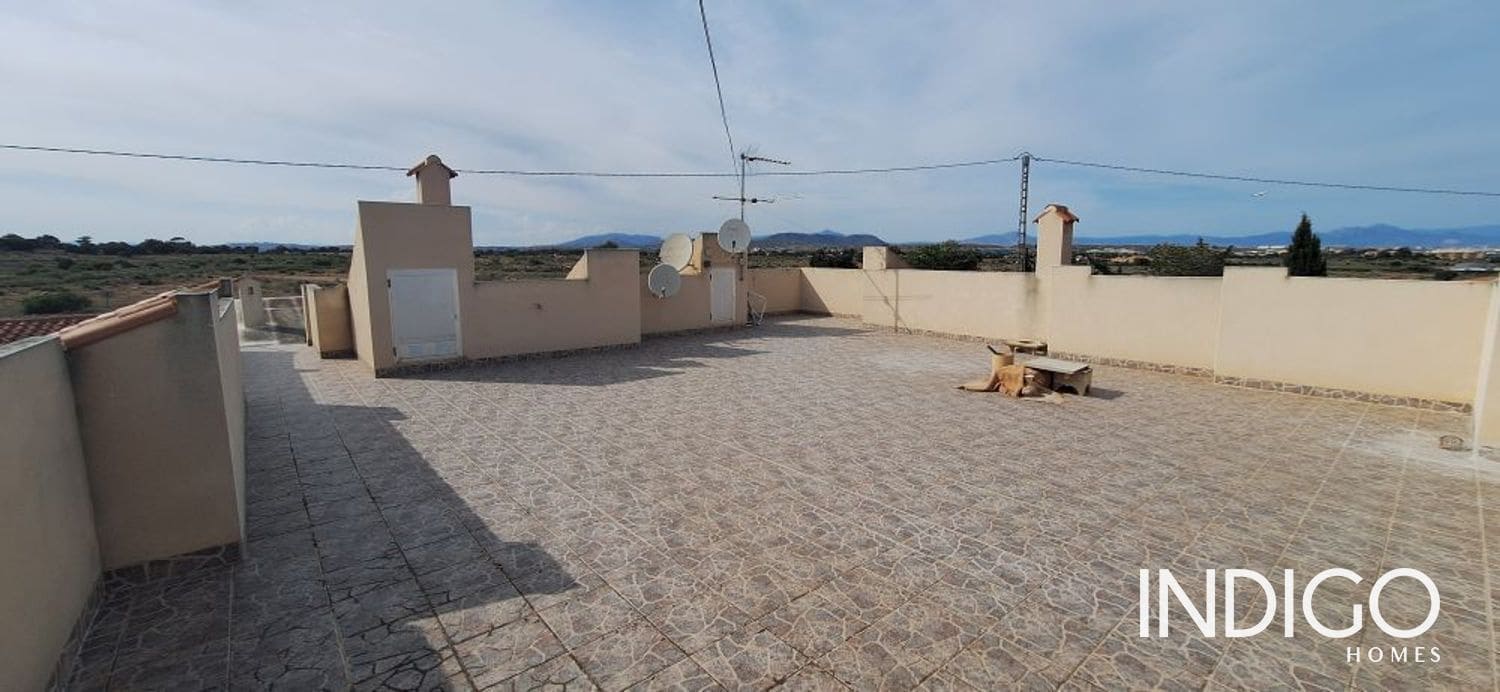 7 slaapkamer Villa te koop in Alicante stad met zwembad garage - € 630.000 (Ref: 9273147)