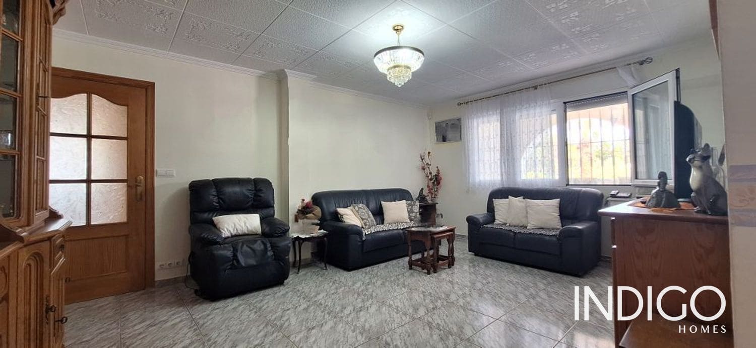 7 slaapkamer Villa te koop in Alicante stad met zwembad garage - € 630.000 (Ref: 9273147)