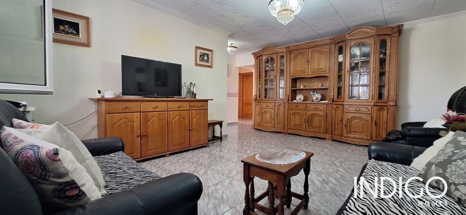 7 slaapkamer Villa te koop in Alicante stad met zwembad garage - € 630.000 (Ref: 9273147)