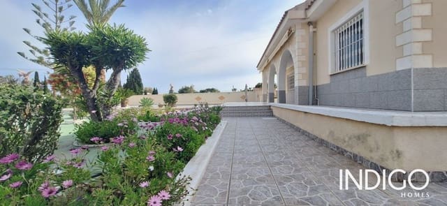 7 slaapkamer Villa te koop in Alicante stad met zwembad garage - € 630.000 (Ref: 9273147)