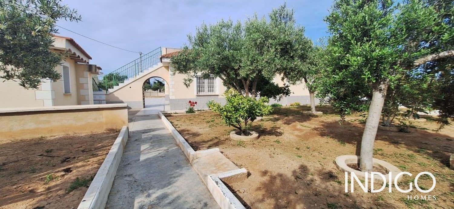 7 slaapkamer Villa te koop in Alicante stad met zwembad garage - € 630.000 (Ref: 9273147)