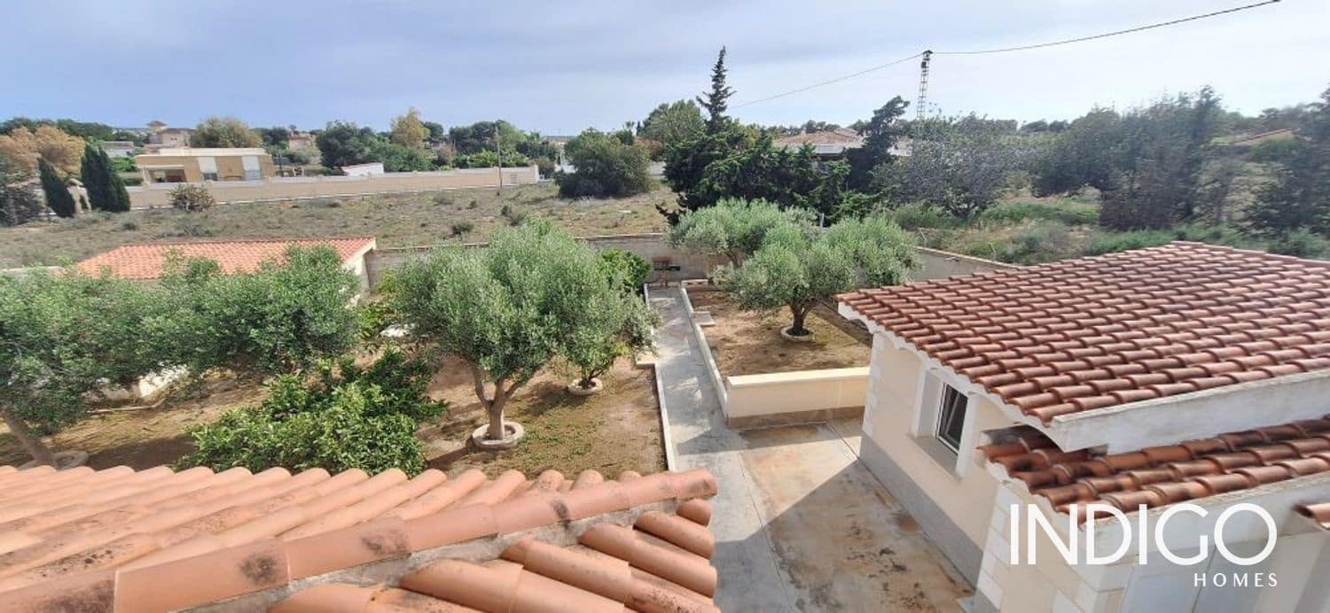 7 slaapkamer Villa te koop in Alicante stad met zwembad garage - € 630.000 (Ref: 9273147)