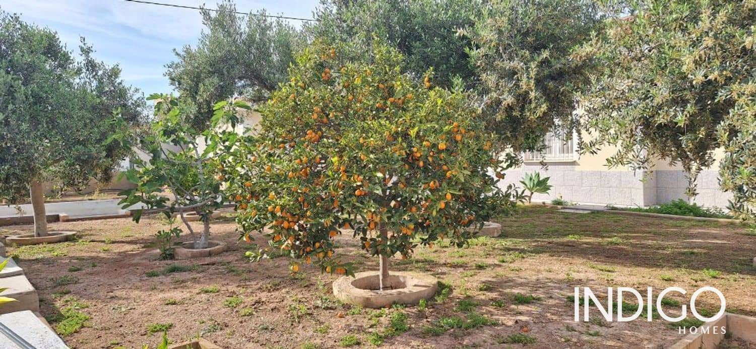 7 slaapkamer Villa te koop in Alicante stad met zwembad garage - € 630.000 (Ref: 9273147)