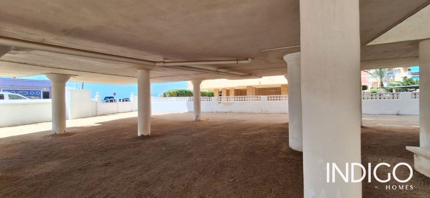 3 bedroom Flat for sale in Santa Pola with garage - € 299,000 (Ref: 9274146)
