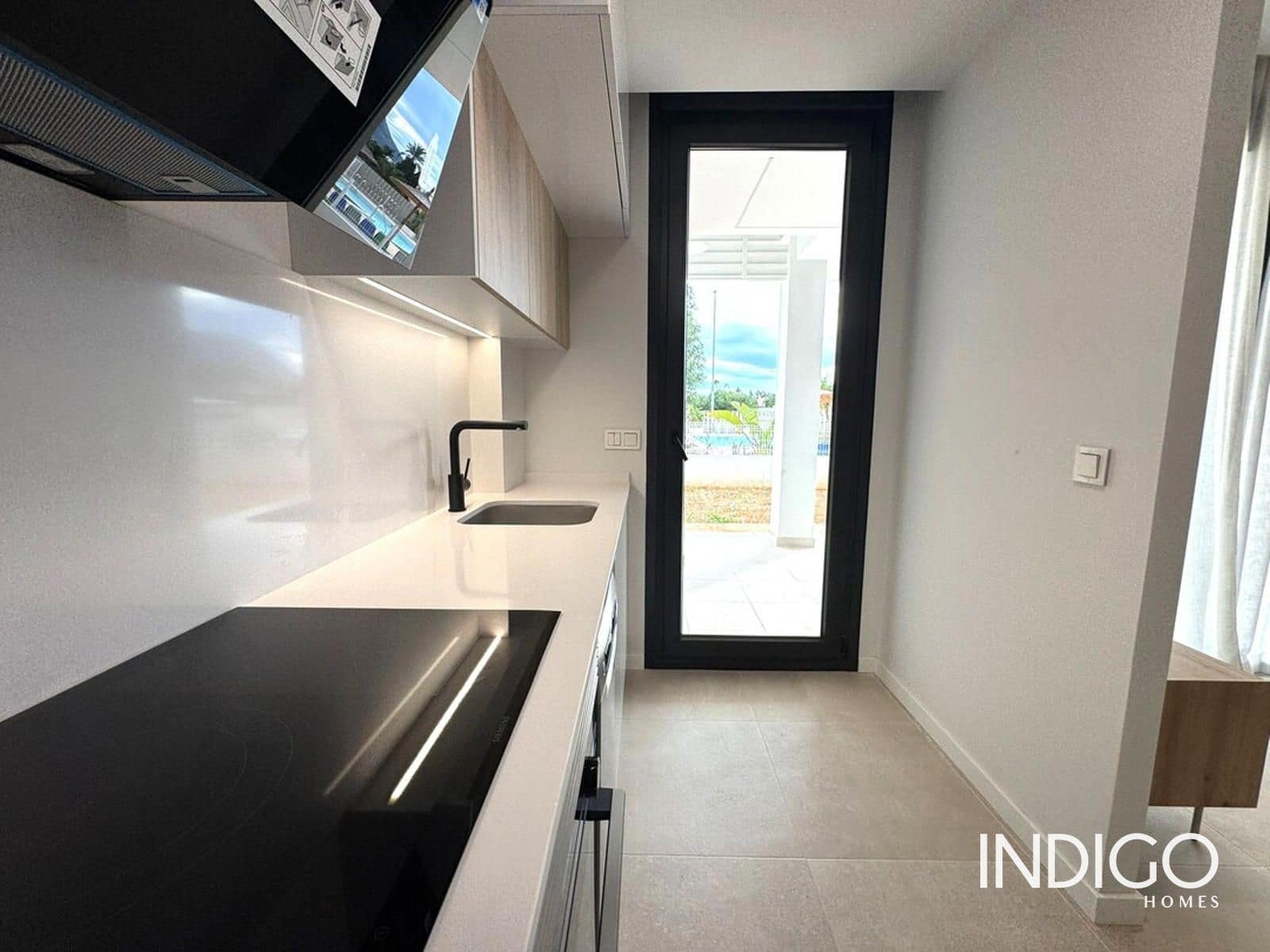 2 slaapkamer Flat te koop in Denia met zwembad garage - € 269.000 (Ref: 9320044)