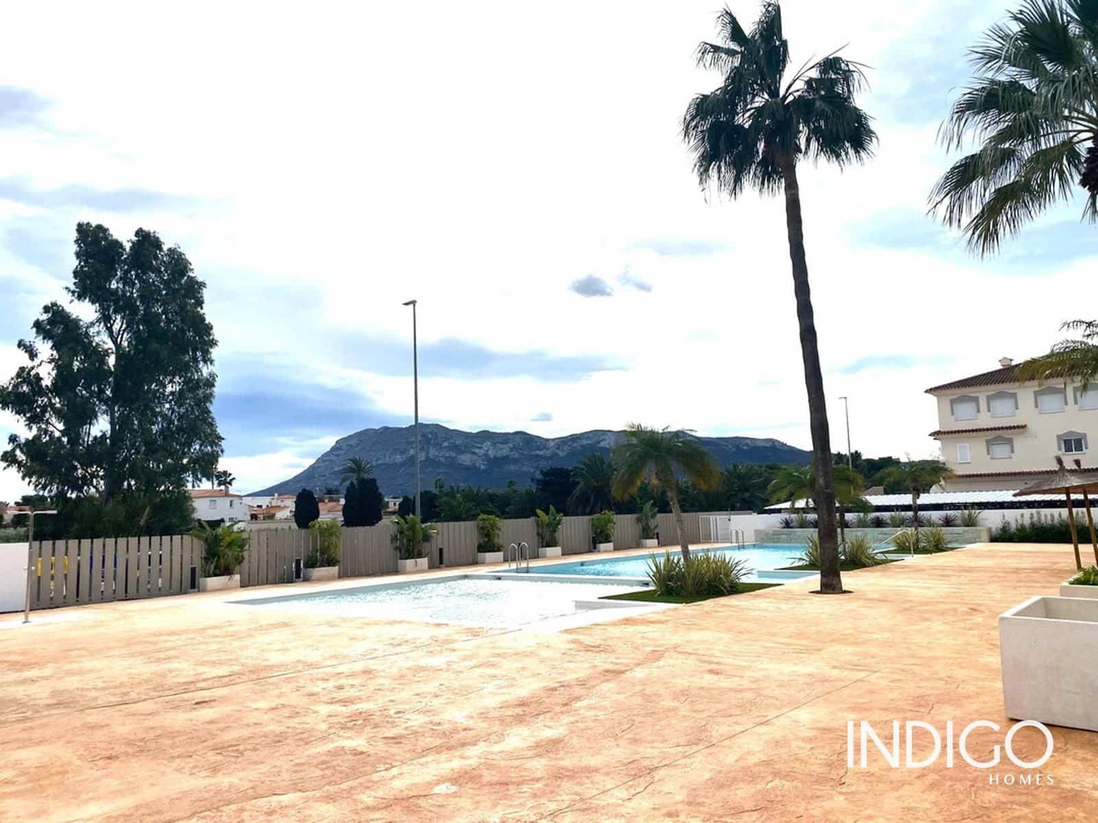 2 slaapkamer Flat te koop in Denia met zwembad garage - € 269.000 (Ref: 9320044)