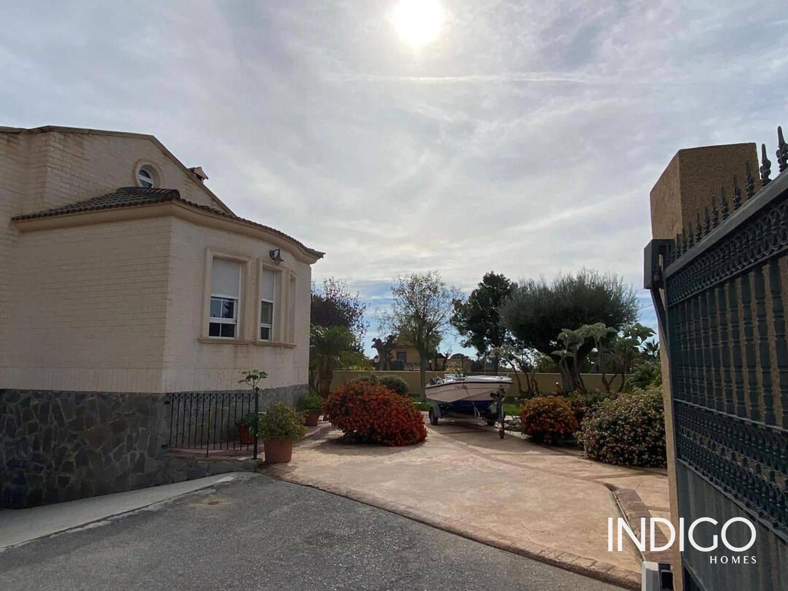 4 chambre Villa/Maison à vendre à San Vicente / Sant Vicent del Raspeig avec piscine garage - 550 000 € (Ref: 9355327)