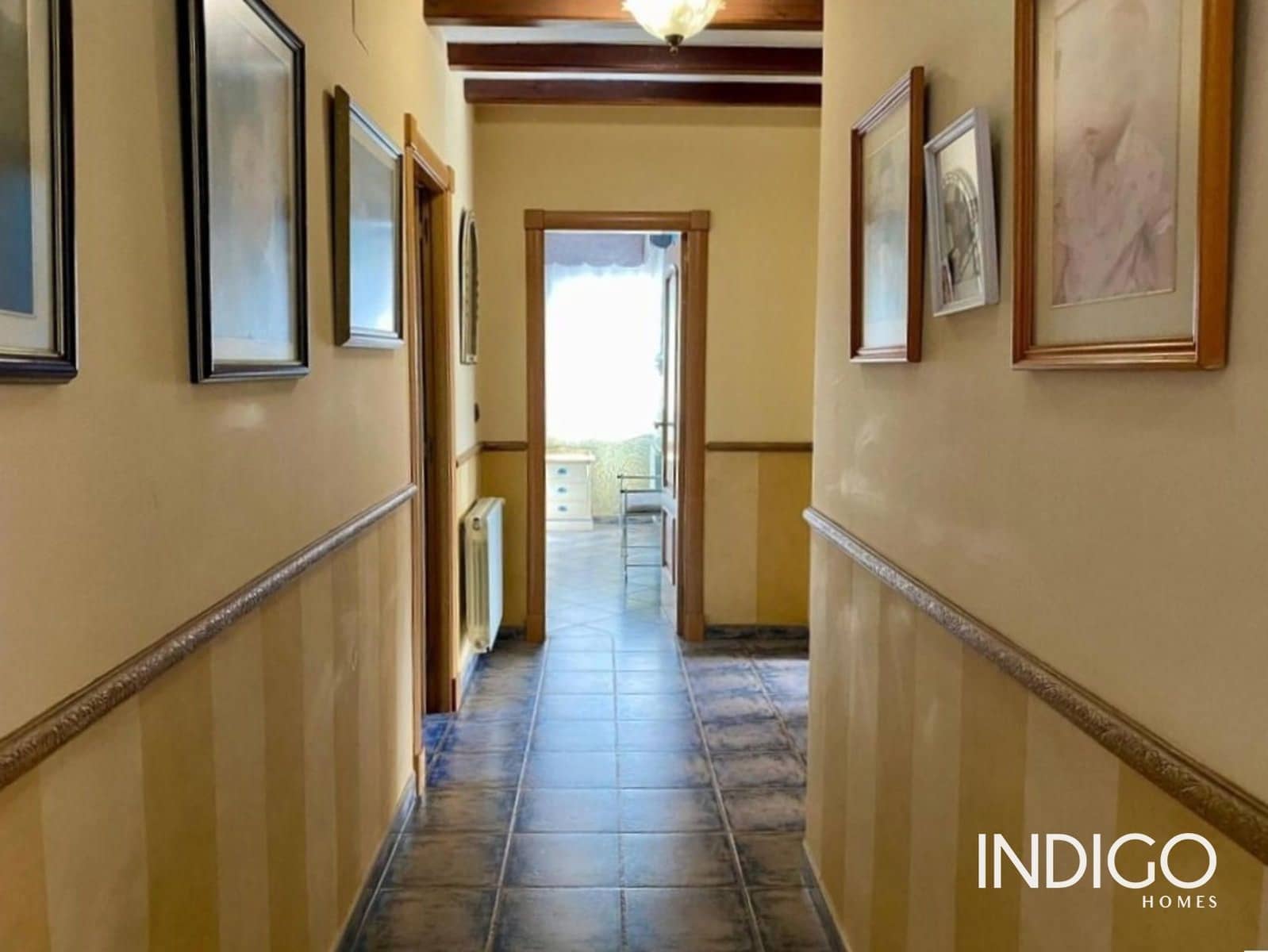 4 chambre Villa/Maison à vendre à San Vicente / Sant Vicent del Raspeig avec piscine garage - 550 000 € (Ref: 9355327)