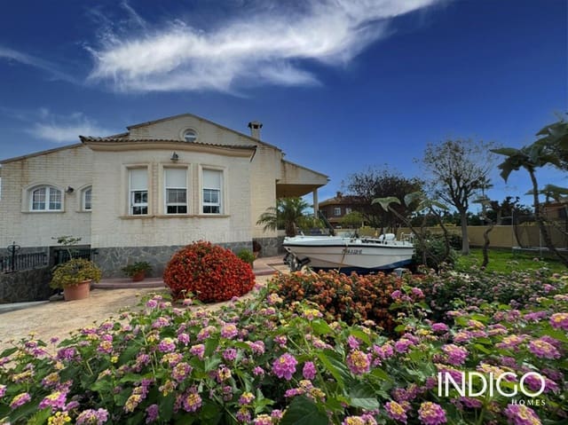 4 chambre Villa/Maison à vendre à San Vicente / Sant Vicent del Raspeig avec piscine garage - 550 000 € (Ref: 9355327)