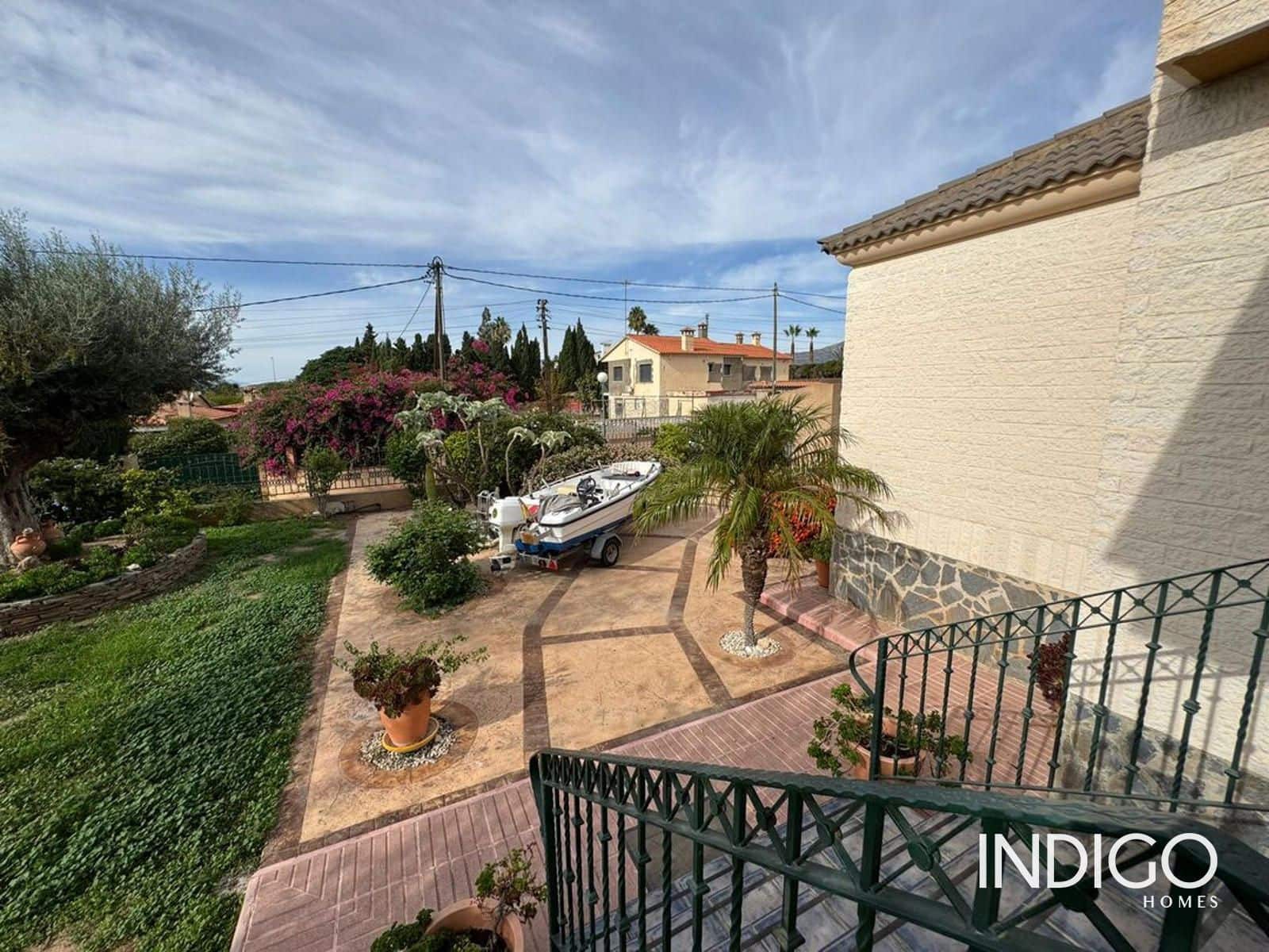 4 chambre Villa/Maison à vendre à San Vicente / Sant Vicent del Raspeig avec piscine garage - 550 000 € (Ref: 9355327)
