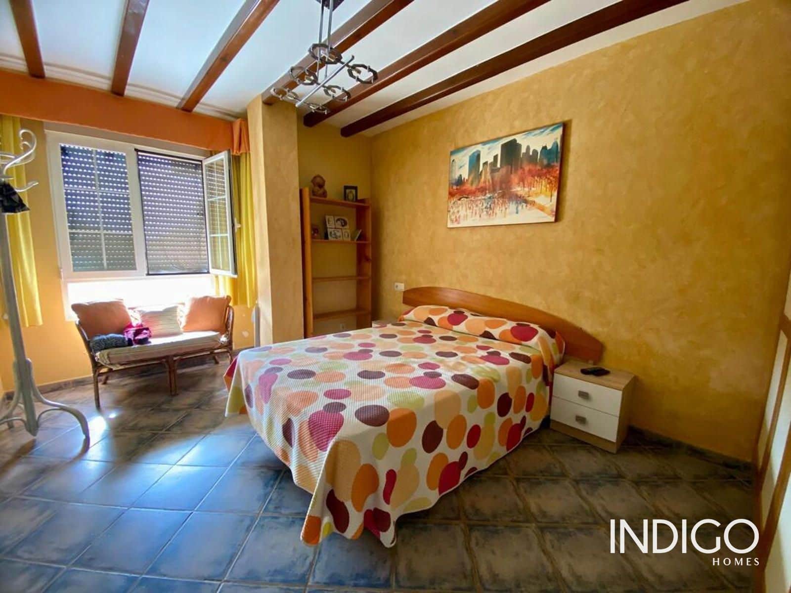 4 chambre Villa/Maison à vendre à San Vicente / Sant Vicent del Raspeig avec piscine garage - 550 000 € (Ref: 9355327)