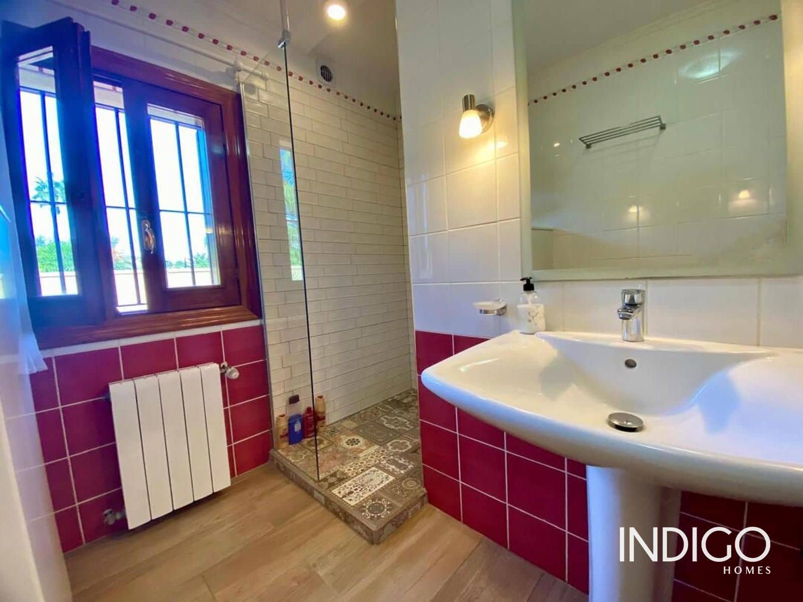 Chalet de 5 habitaciones en Muchamiel / Mutxamel en venta con piscina garaje - 795.000 € (Ref: 9357497)