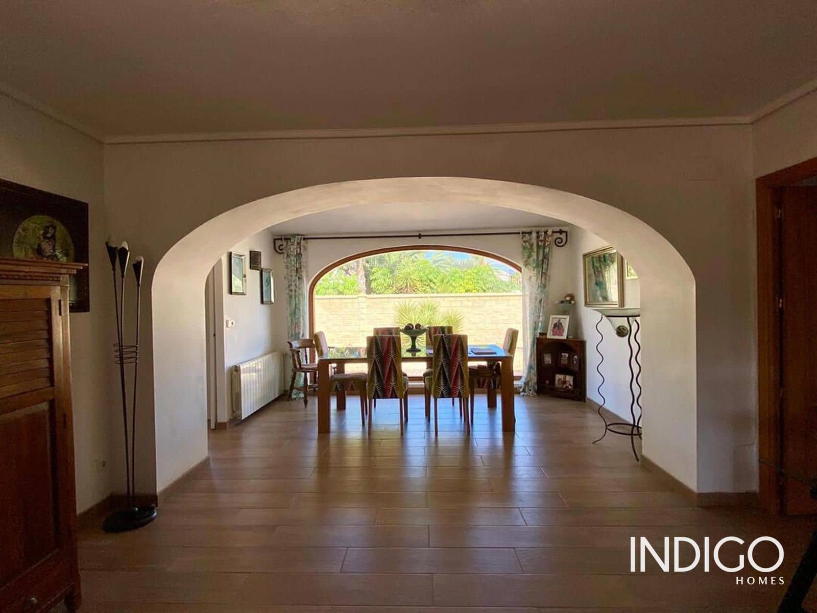 Chalet de 5 habitaciones en Muchamiel / Mutxamel en venta con piscina garaje - 795.000 € (Ref: 9357497)