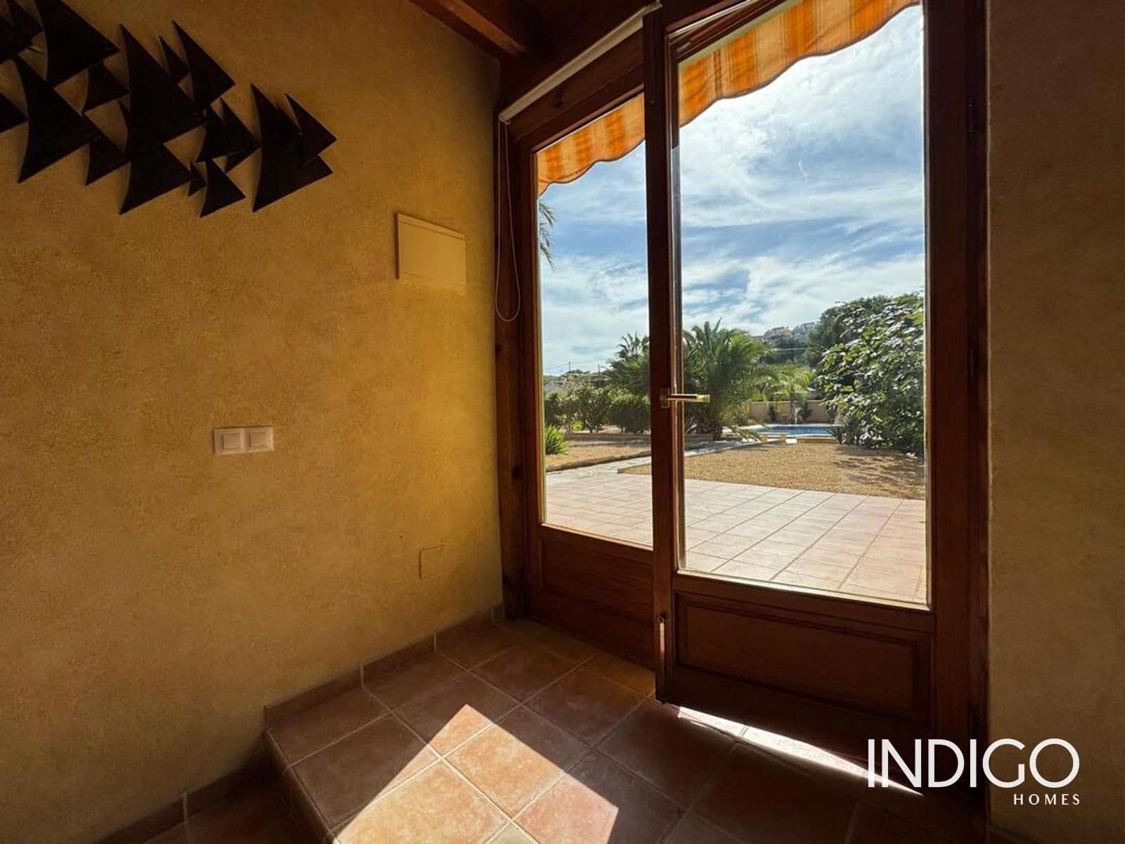 Chalet de 5 habitaciones en Muchamiel / Mutxamel en venta con piscina garaje - 795.000 € (Ref: 9357497)