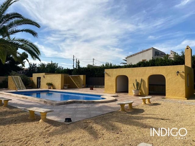 Chalet de 5 habitaciones en Muchamiel / Mutxamel en venta con piscina garaje - 795.000 € (Ref: 9357497)