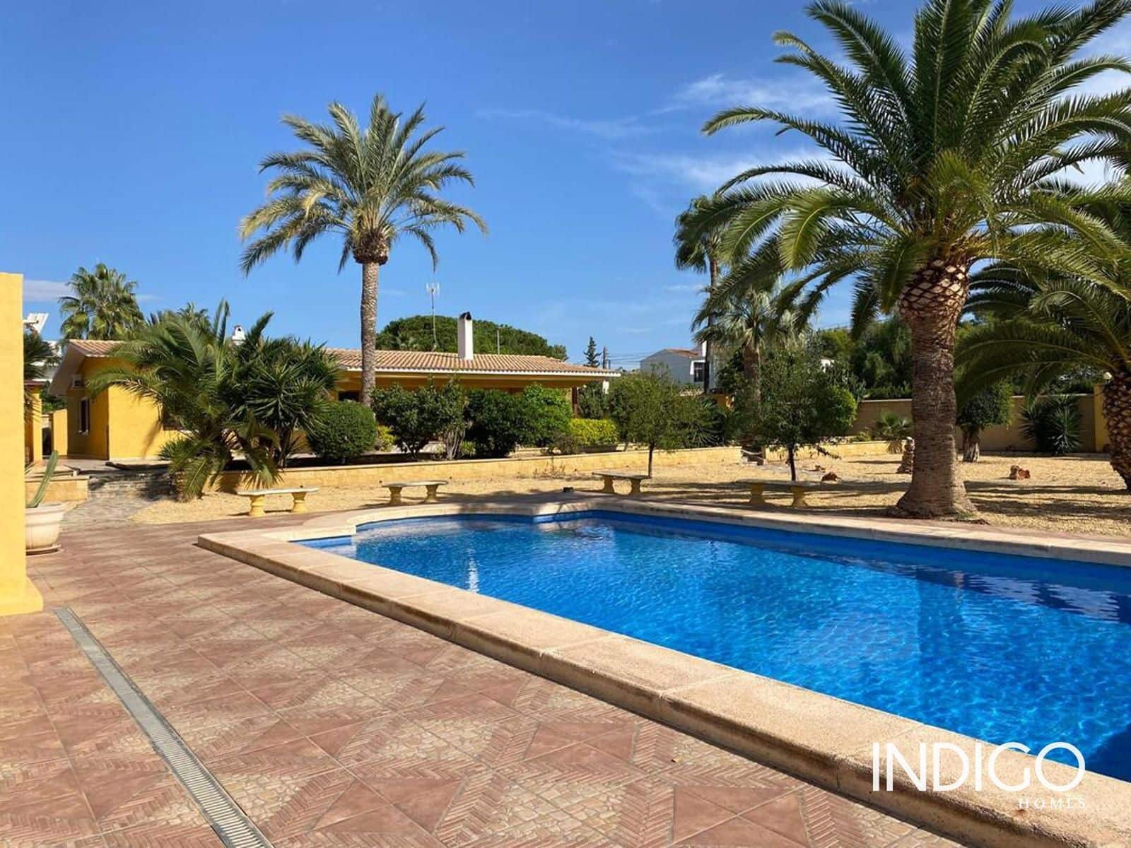 Chalet de 5 habitaciones en Muchamiel / Mutxamel en venta con piscina garaje - 795.000 € (Ref: 9357497)