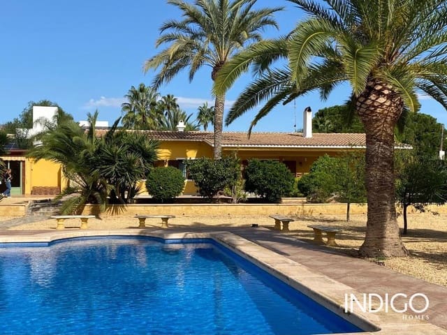 Chalet de 5 habitaciones en Muchamiel / Mutxamel en venta con piscina garaje - 795.000 € (Ref: 9357497)