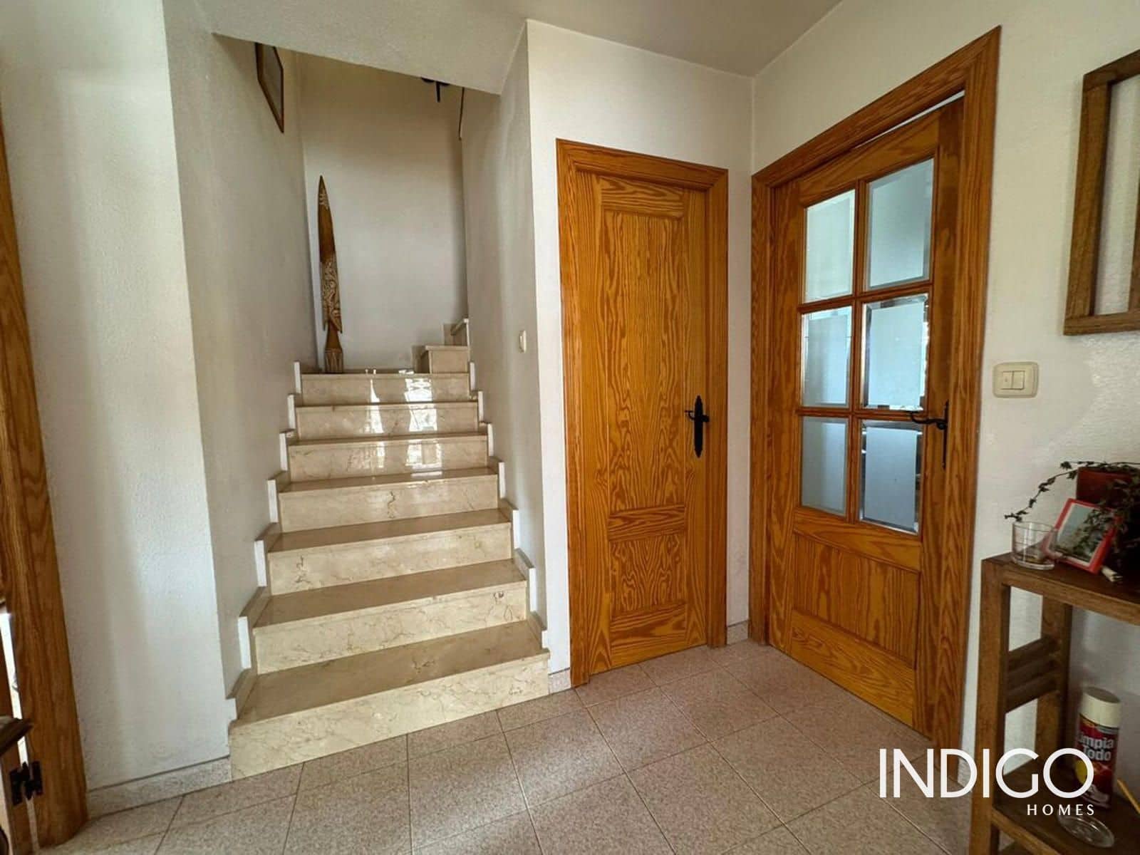 4 quarto Casa em Banda para venda em San Vicente / Sant Vicent del Raspeig com garagem - 355 000 € (Ref: 9369145)