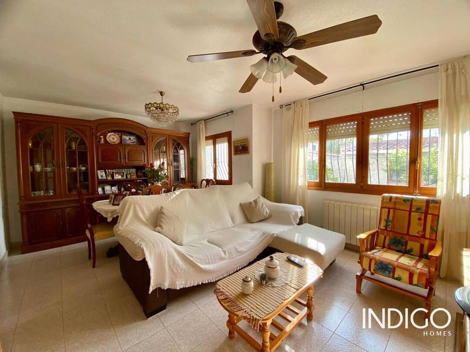 4 quarto Casa em Banda para venda em San Vicente / Sant Vicent del Raspeig com garagem - 355 000 € (Ref: 9369145)