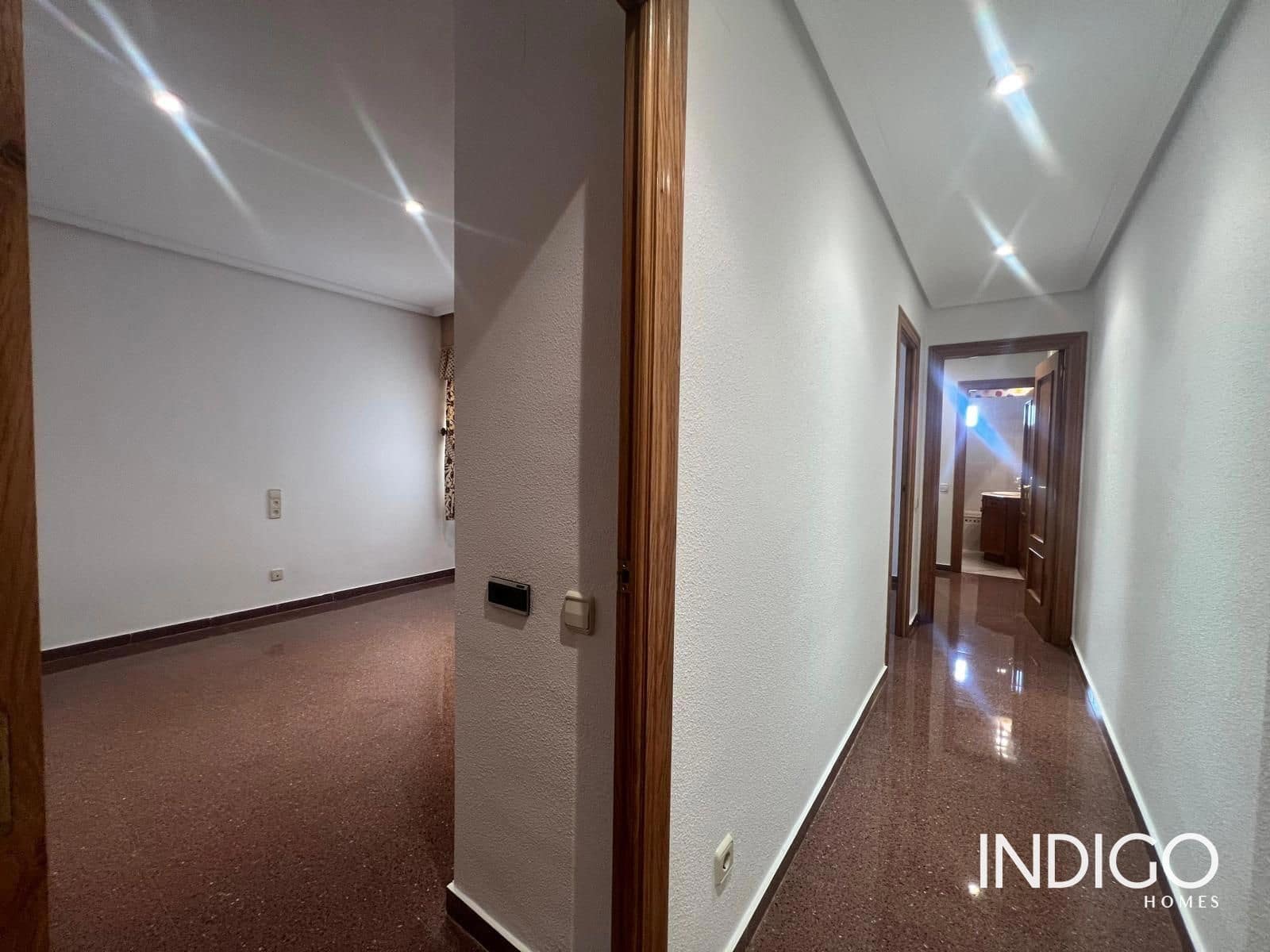 3 soveværelse Lejlighed til leje i Muchamiel / Mutxamel - € 990 (Ref: 9428175)