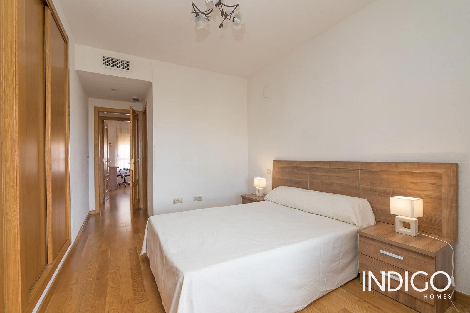 3 bedroom Flat for rent in Alicante / Alacant city with pool garage - € 1,200 (Ref: 9478998)