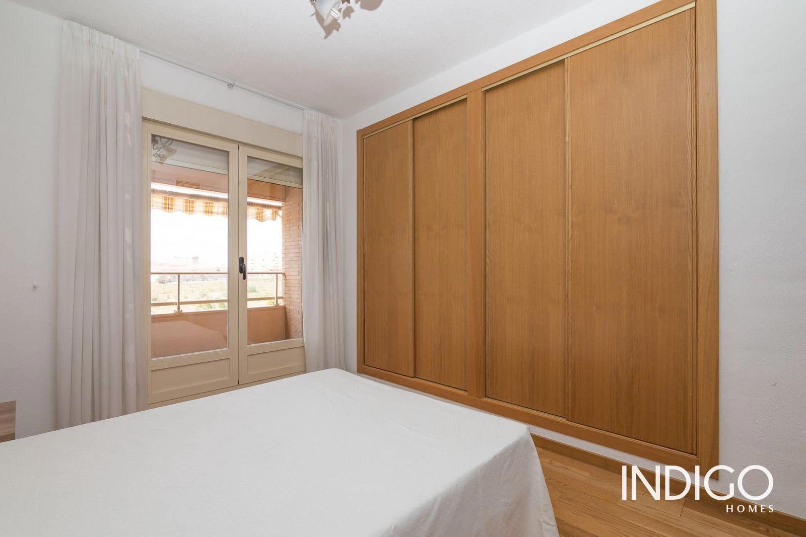 3 bedroom Flat for rent in Alicante / Alacant city with pool garage - € 1,200 (Ref: 9478998)