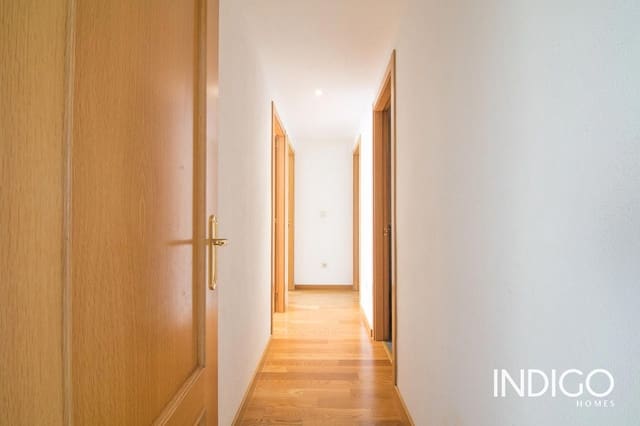 Piso de 3 habitaciones en Alicante / Alacant ciudad en alquiler con piscina garaje - 1.200 € (Ref: 9478998)