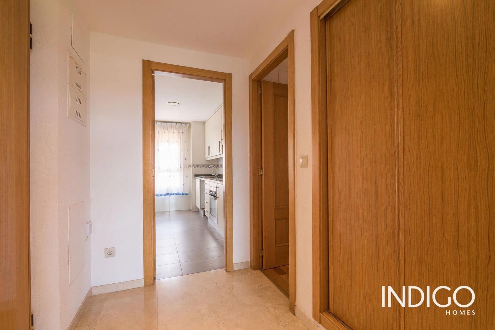 3 bedroom Flat for rent in Alicante / Alacant city with pool garage - € 1,200 (Ref: 9478998)