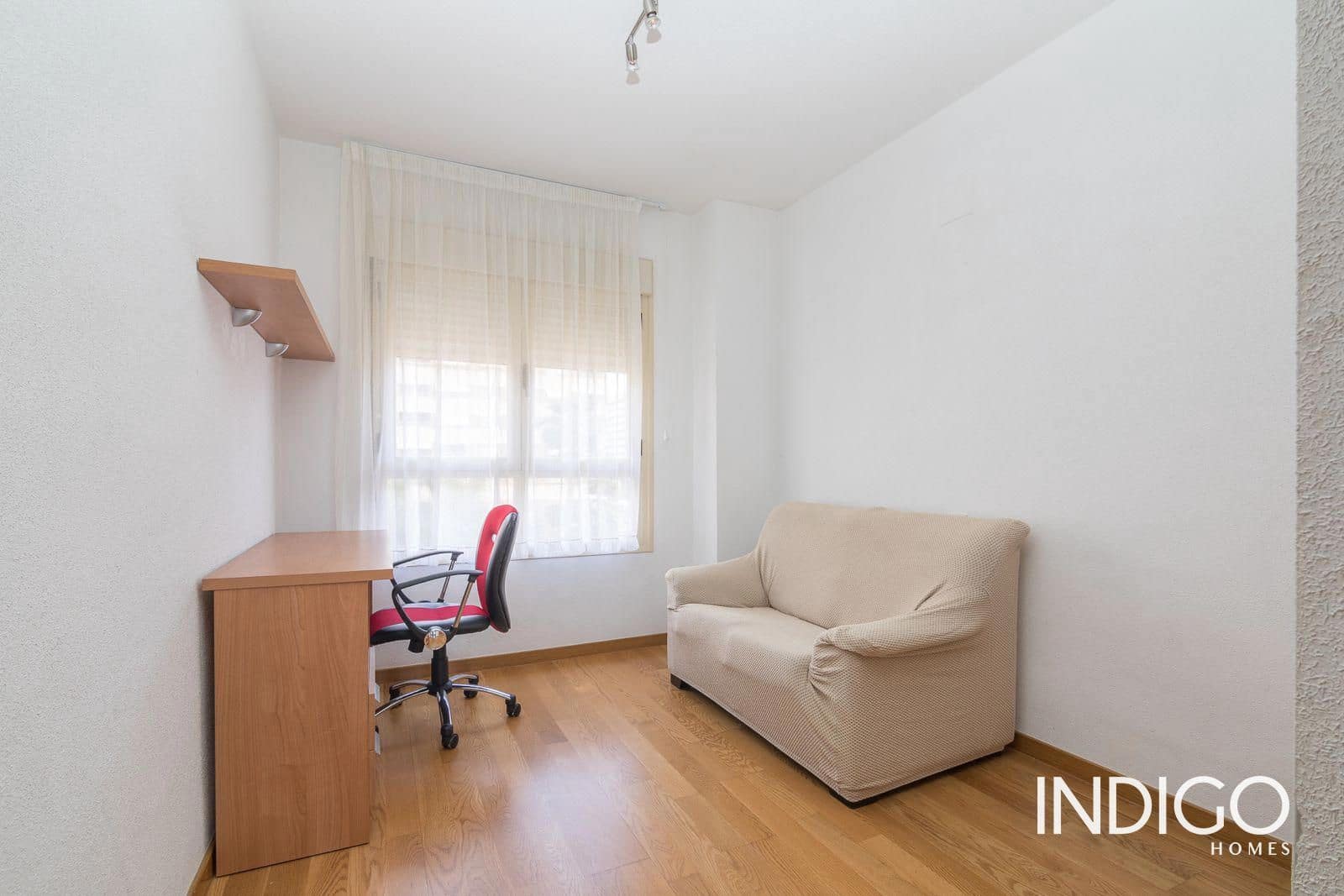 3 bedroom Flat for rent in Alicante / Alacant city with pool garage - € 1,200 (Ref: 9478998)