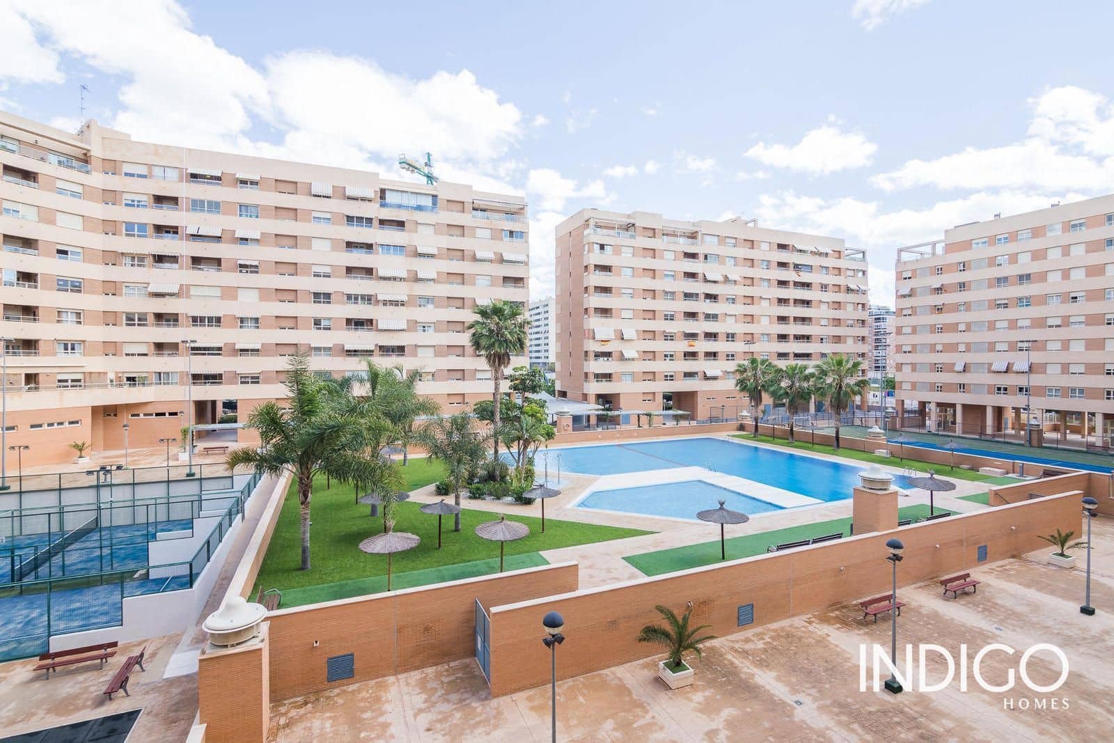 3 bedroom Flat for rent in Alicante / Alacant city with pool garage - € 1,200 (Ref: 9478998)