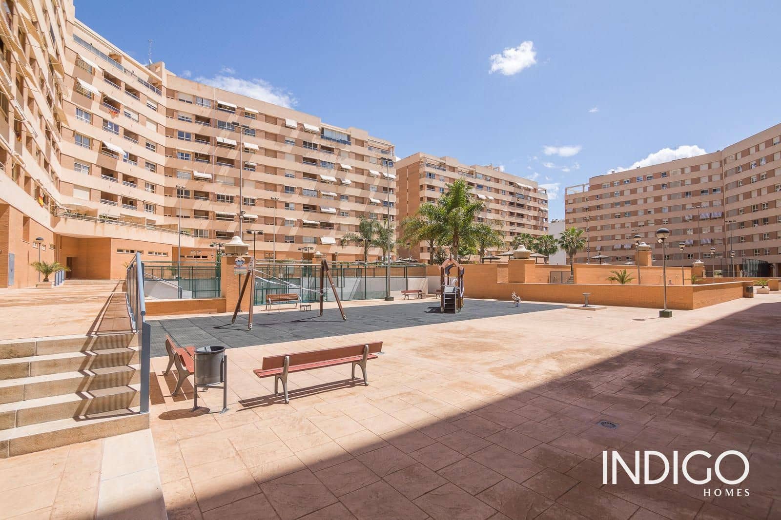 3 bedroom Flat for rent in Alicante / Alacant city with pool garage - € 1,200 (Ref: 9478998)