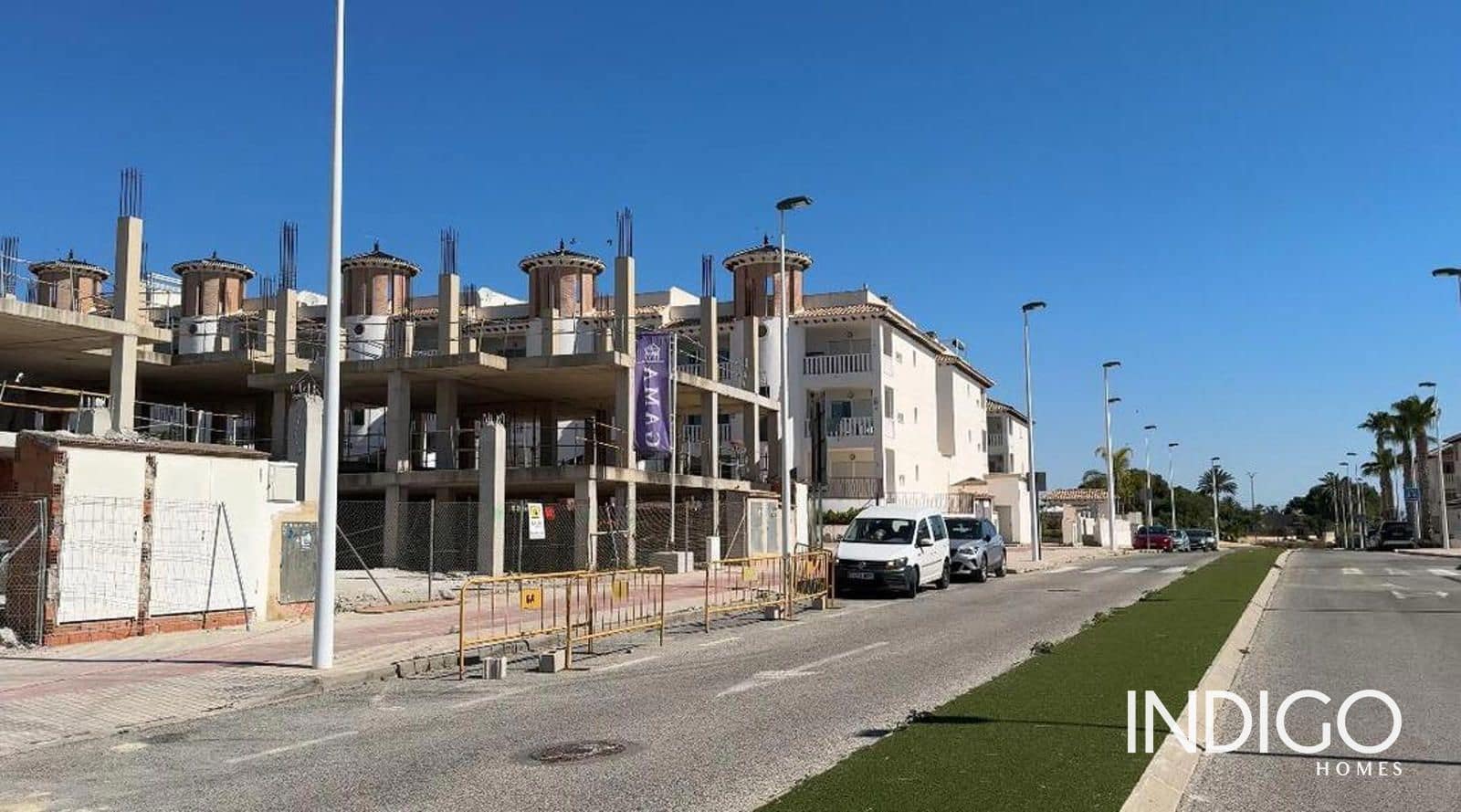 2 bedroom Flat for sale in La Marina with pool garage - € 246,000 (Ref: 9523762)