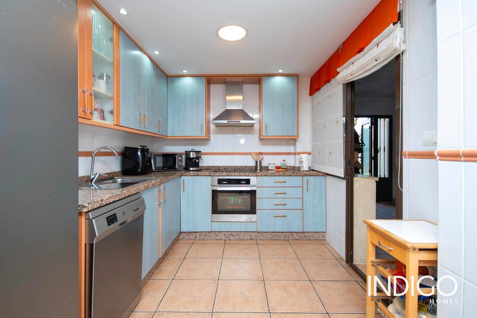 3 bedroom Townhouse for sale in Muchamiel / Mutxamel with pool garage - € 529,000 (Ref: 9554255)