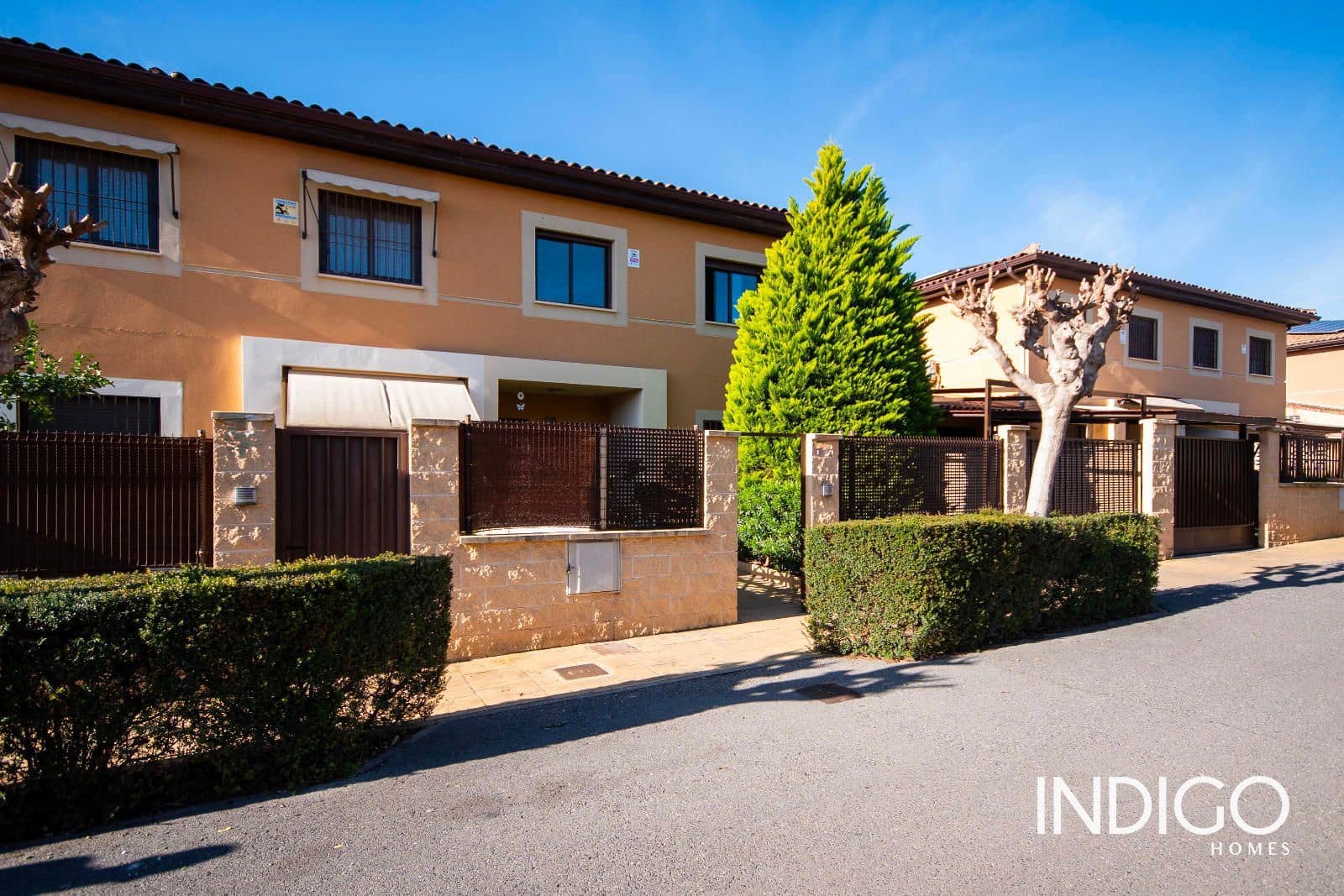 3 bedroom Townhouse for sale in Muchamiel / Mutxamel with pool garage - € 529,000 (Ref: 9554255)