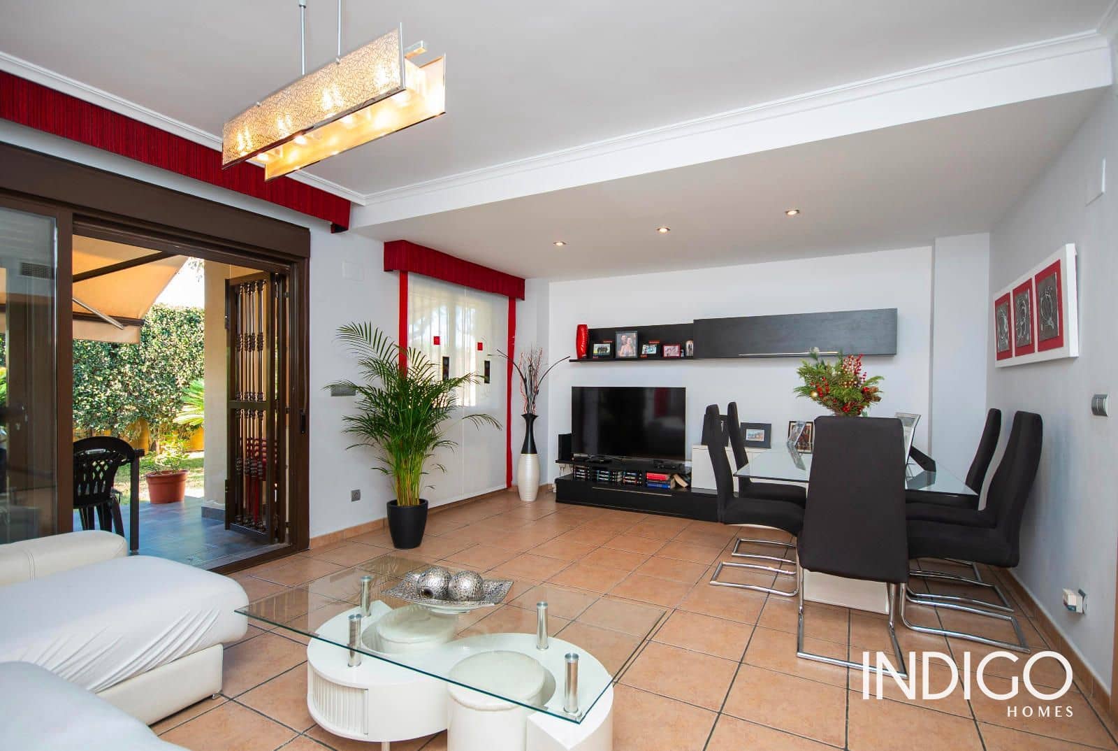 3 bedroom Townhouse for sale in Muchamiel / Mutxamel with pool garage - € 529,000 (Ref: 9554255)