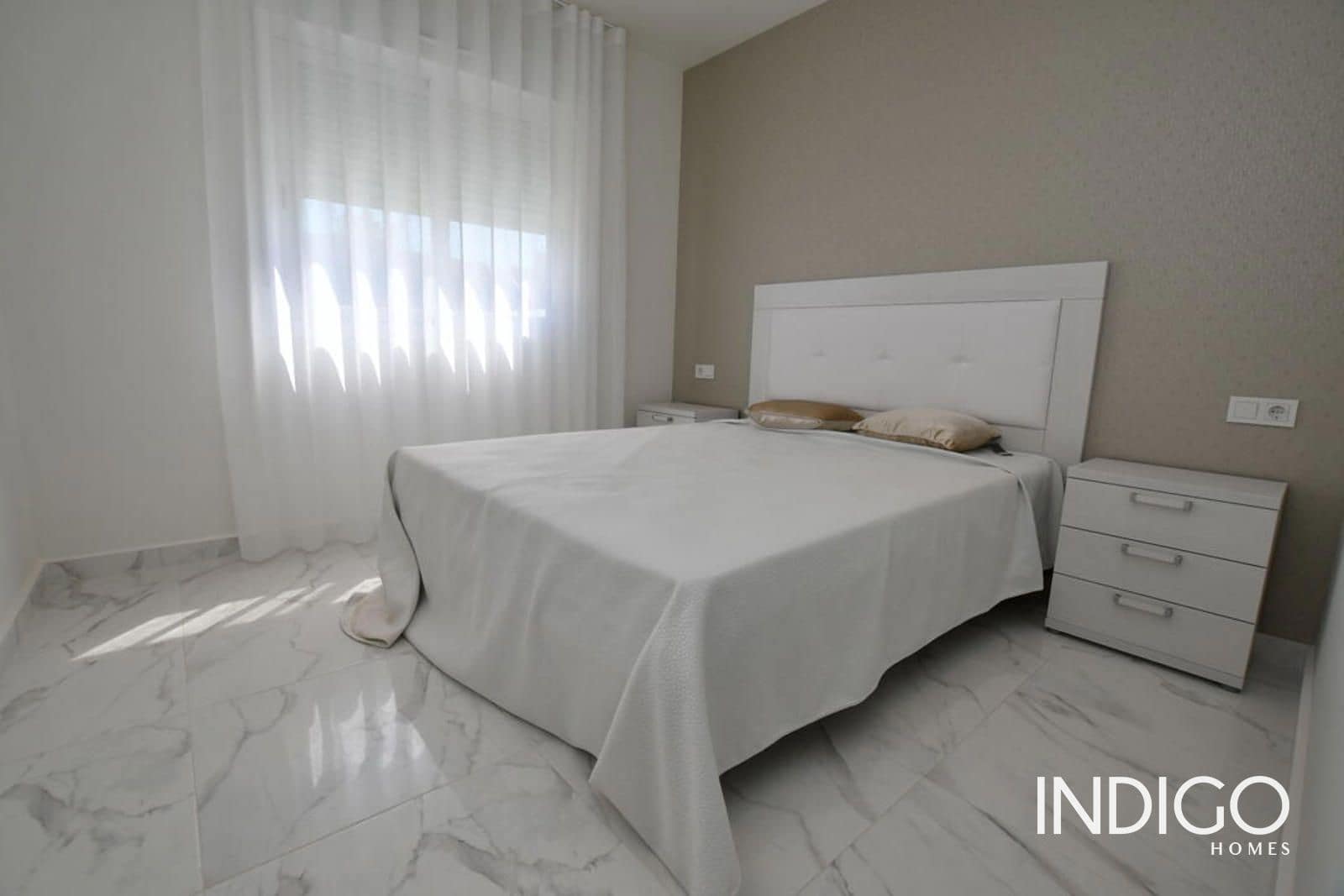 2 chambre Appartement à vendre à Torrevieja avec piscine garage - 243 800 € (Ref: 9580082)