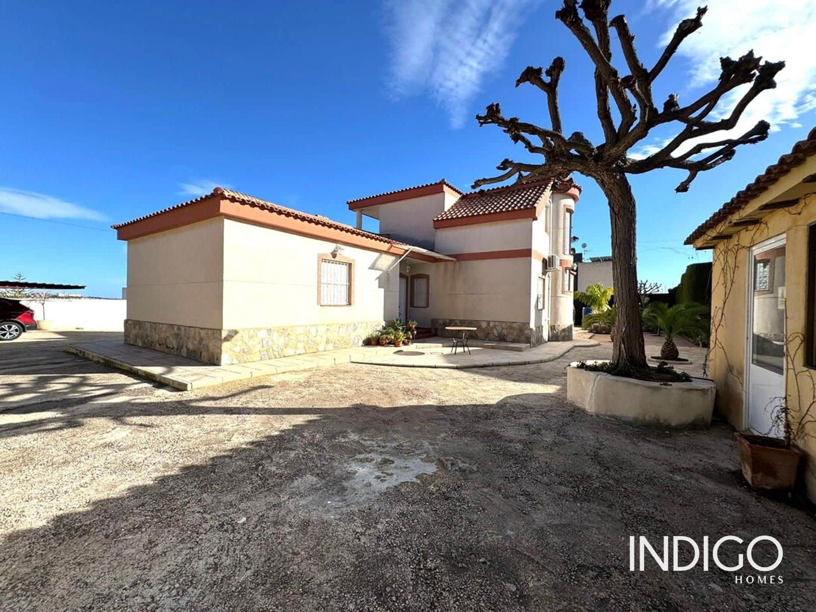 5 soveværelse Villa til salg i Muchamiel / Mutxamel med swimmingpool garage - € 520.000 (Ref: 9583173)