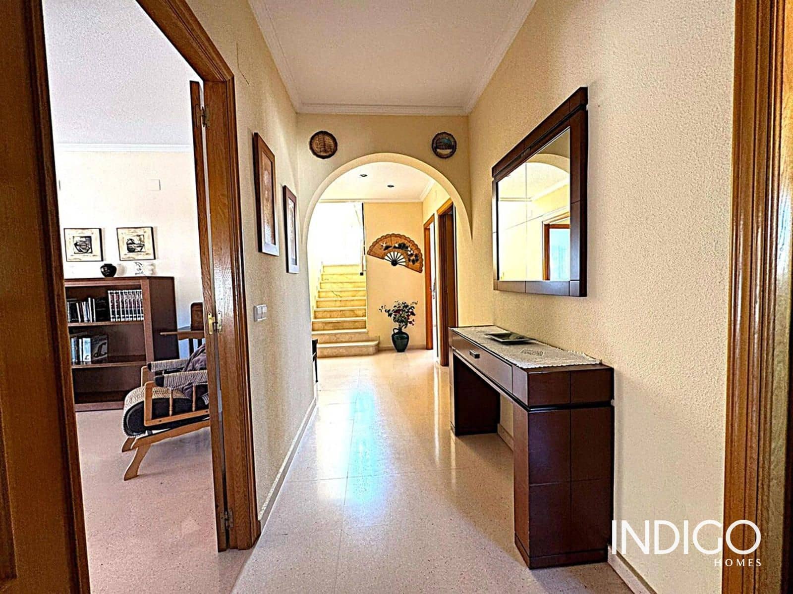 5 soveværelse Villa til salg i Muchamiel / Mutxamel med swimmingpool garage - € 520.000 (Ref: 9583173)