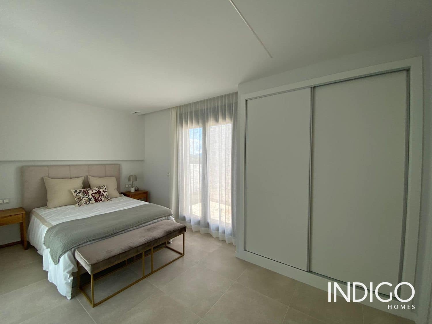 2 bedroom Flat for sale in Denia with pool garage - € 355,000 (Ref: 9614580)