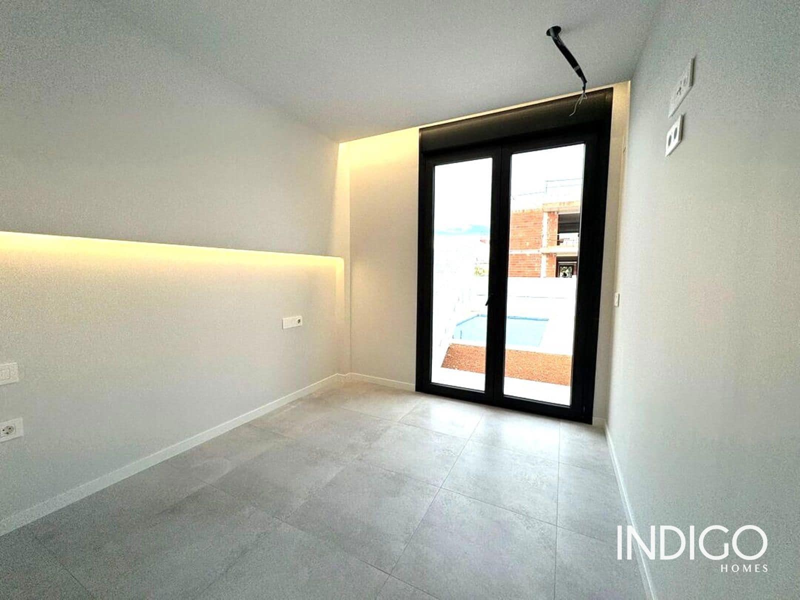 Chalet de 3 habitaciones en Dénia en venta con piscina garaje - 415.000 € (Ref: 9618465)